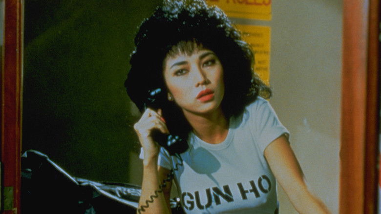 кадр из фильма Лови полицейского