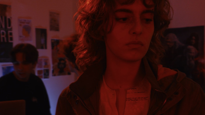 кадр из фильма SMOG