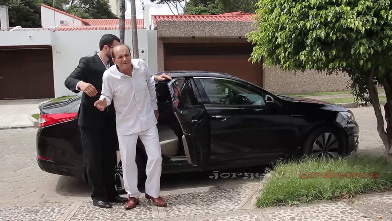 кадр из фильма El pecado de la carne