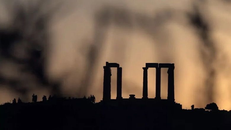 кадр из фильма Маша