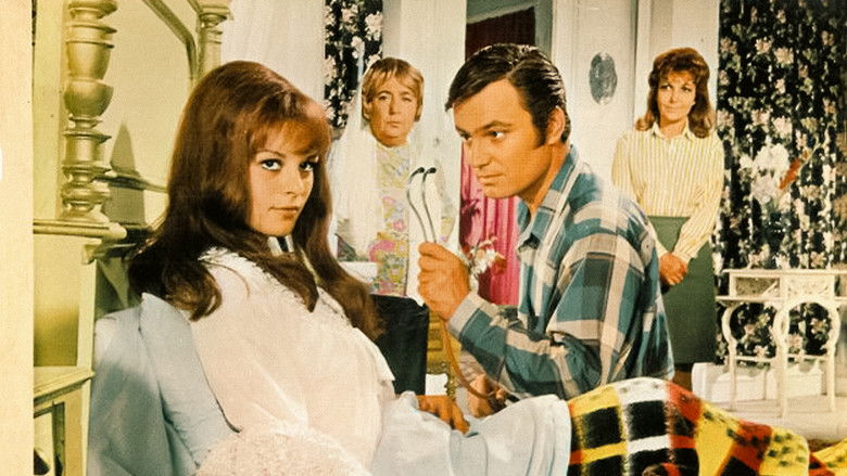 кадр из фильма Ölmüş Bir Kadının Mektupları