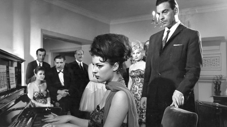 кадр из фильма Şaşkın Baba