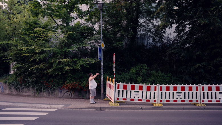 кадр из фильма Getting Angry