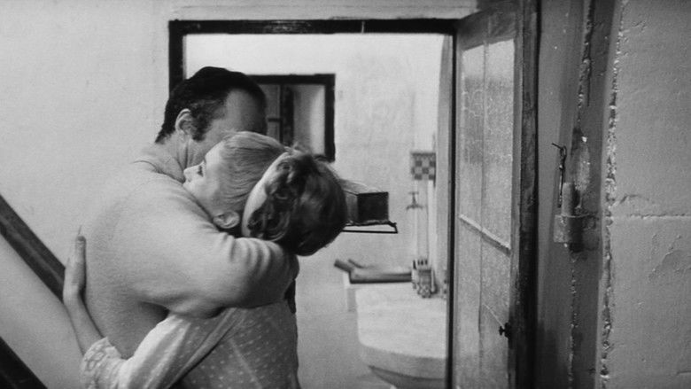 кадр из фильма Создания