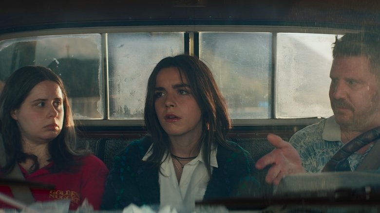 кадр из фильма Полевой цветок