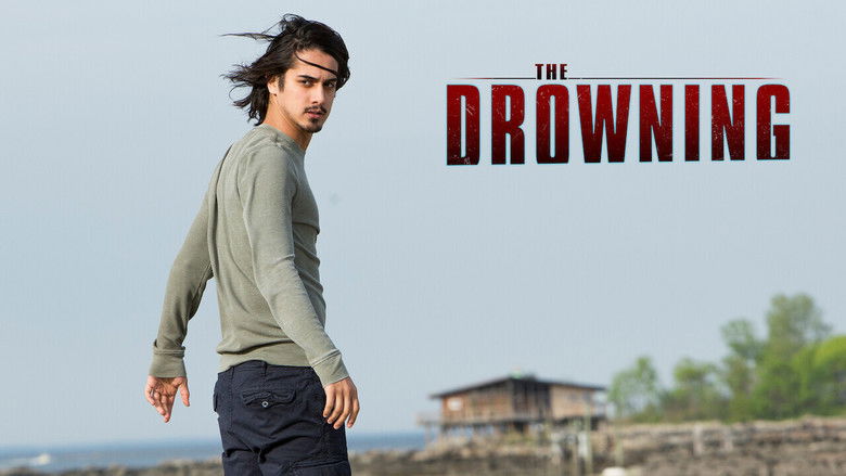 кадр из фильма Утопление