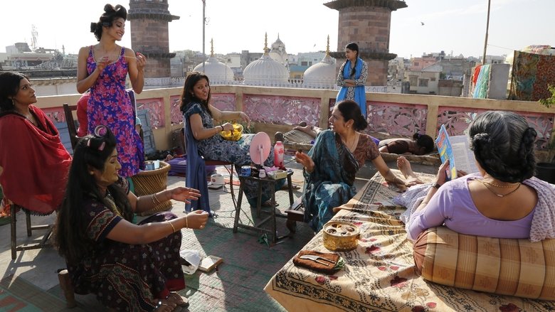 кадр из фильма Lipstick Under My Burkha