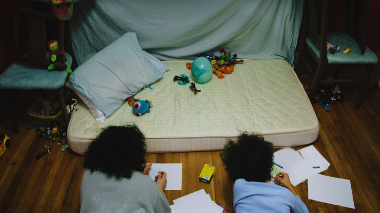 кадр из фильма How We're Gonna Make it Through Till the Morning Sun