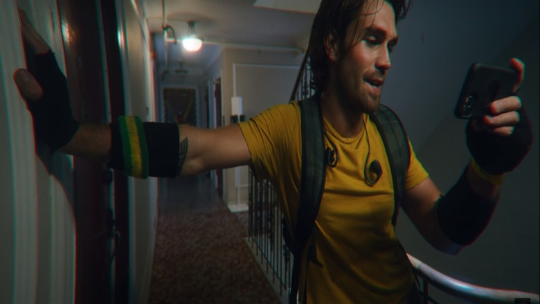 кадр из фильма Птица в клетке. Заражение