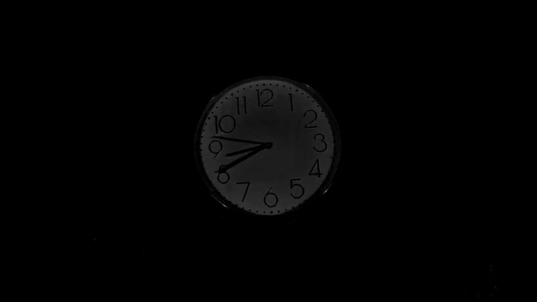 кадр из фильма Doves (Loss of Love and Desensitization of Grief)