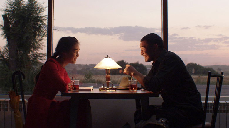 кадр из фильма Ласковое безразличие мира