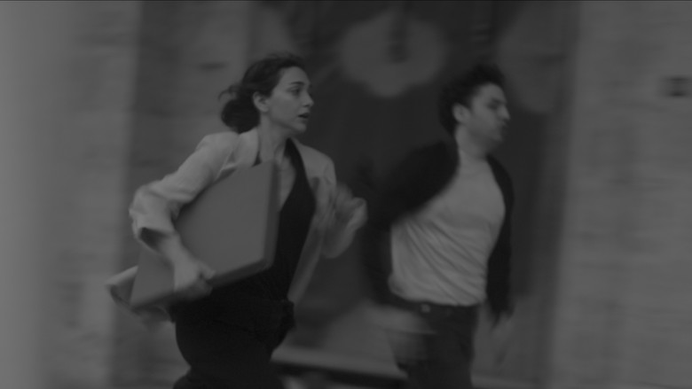 кадр из фильма İsimsiz Eserler Mezarlığı