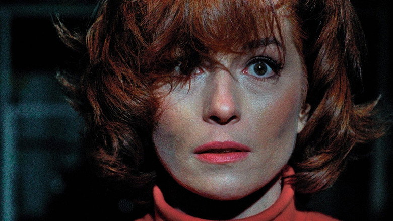 кадр из фильма Куотермасс и колодец