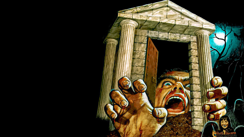 кадр из фильма Склеп ужаса