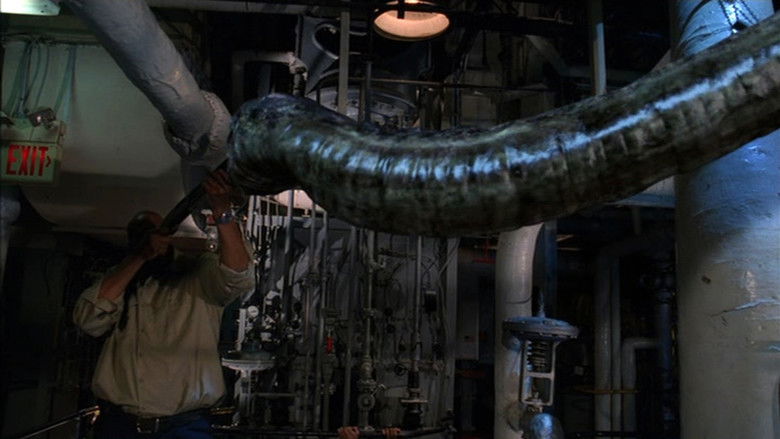 кадр из фильма Гидра: Затерянный остров