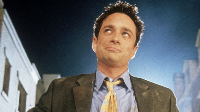 кадр из фильма Спецагент Корки Романо