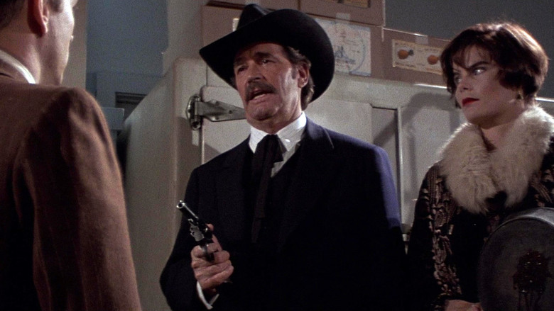 кадр из фильма Закат