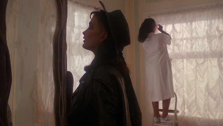 кадр из фильма Зеркало, зеркало