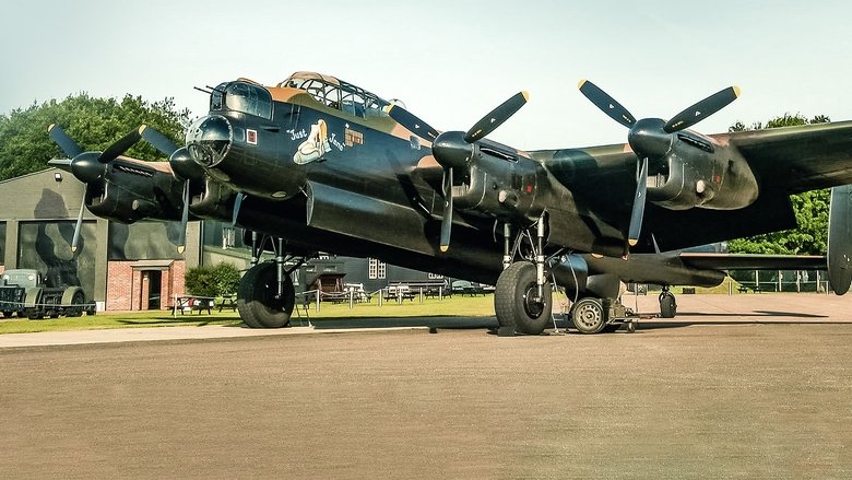 кадр из фильма Guy Martin's Lancaster Bomber