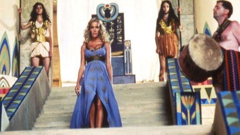 кадр из фильма Она