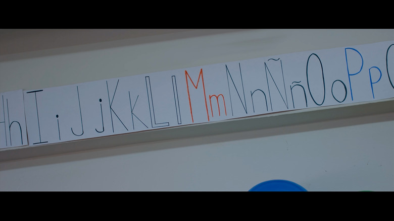 кадр из фильма M Sigue Aquí