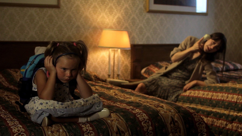 кадр из фильма Плыви, рыбка, плыви