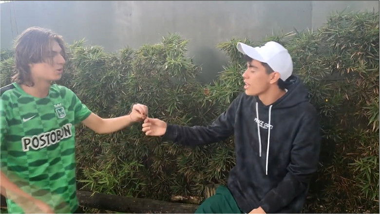 Peky Taxi: death has never been so yellow