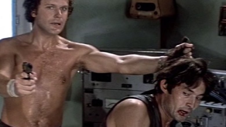 кадр из фильма Пираты XX века