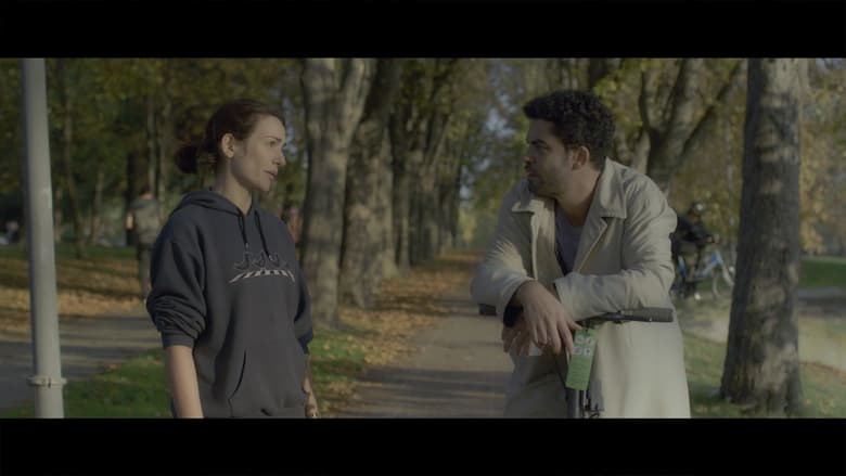 кадр из фильма Bir An Sonra Tıpkı Bir Düş Gibi