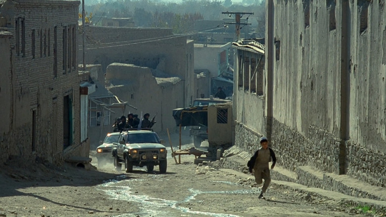 кадр из фильма Усама