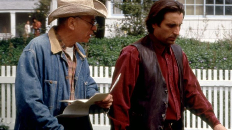 кадр из фильма Steal Big Steal Little