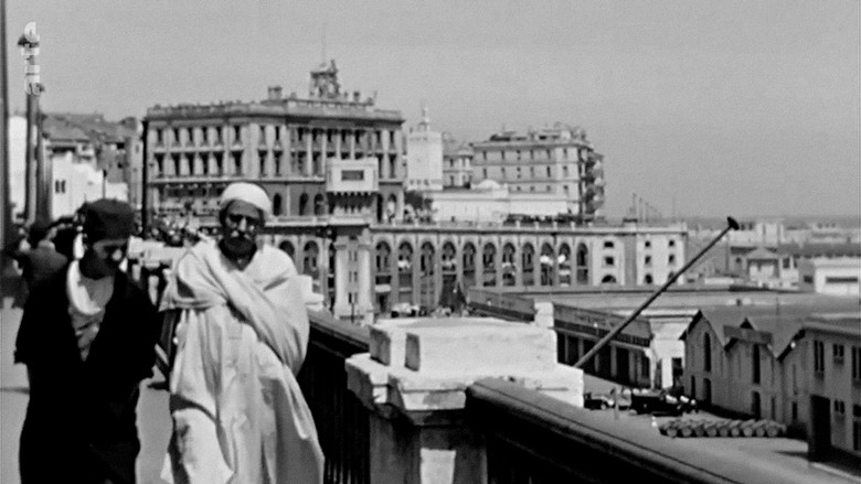 кадр из фильма L'Algérie sous Vichy
