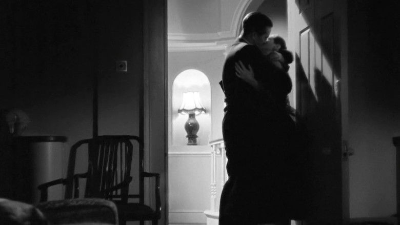 кадр из фильма Circle of Danger