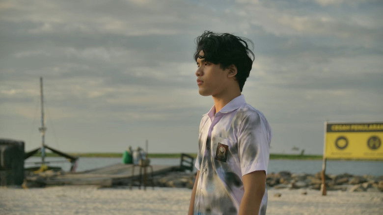 кадр из фильма As The Sun Sets