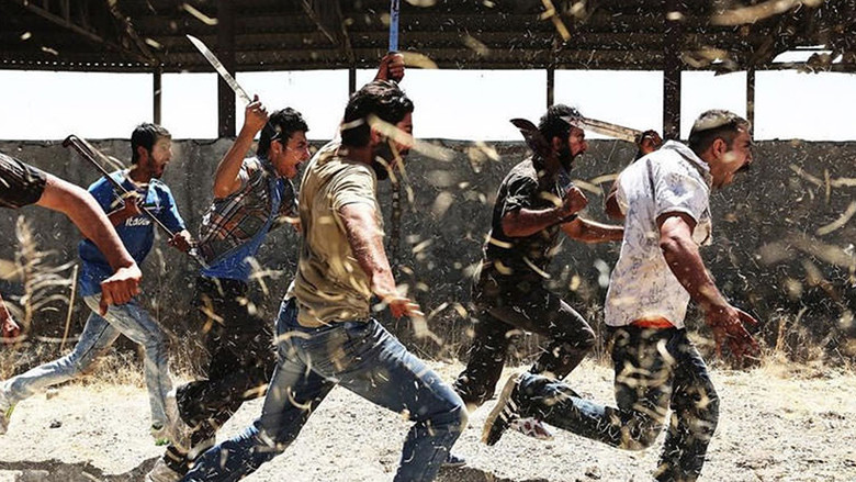 кадр из фильма مغزهای کوچک زنگ‌ زده