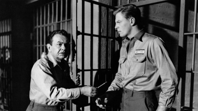 кадр из фильма Чёрный вторник