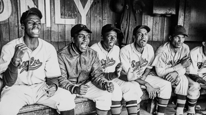 кадр из фильма The League