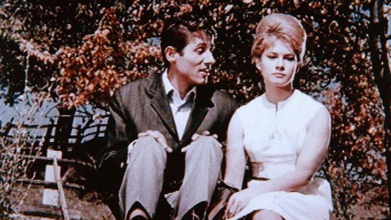 кадр из фильма Das Spukschloß im Salzkammergut