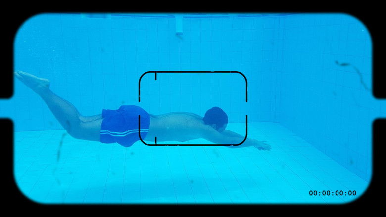 кадр из фильма A Piscina