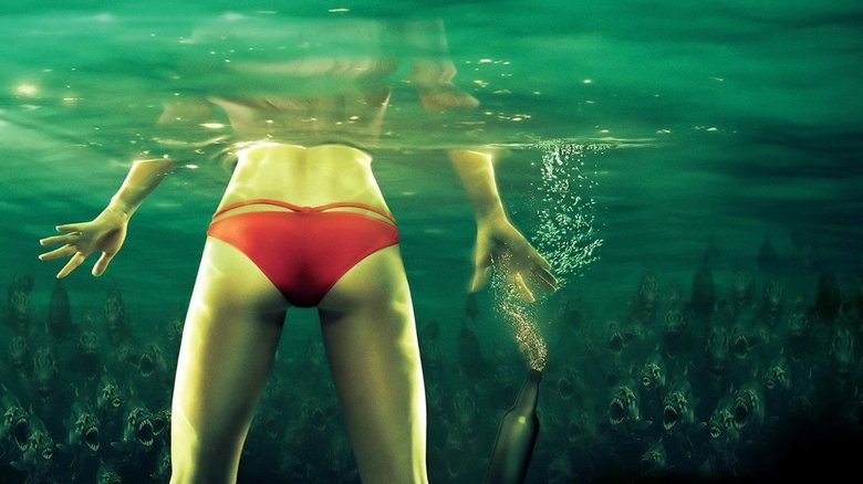 кадр из фильма Пираньи 3D