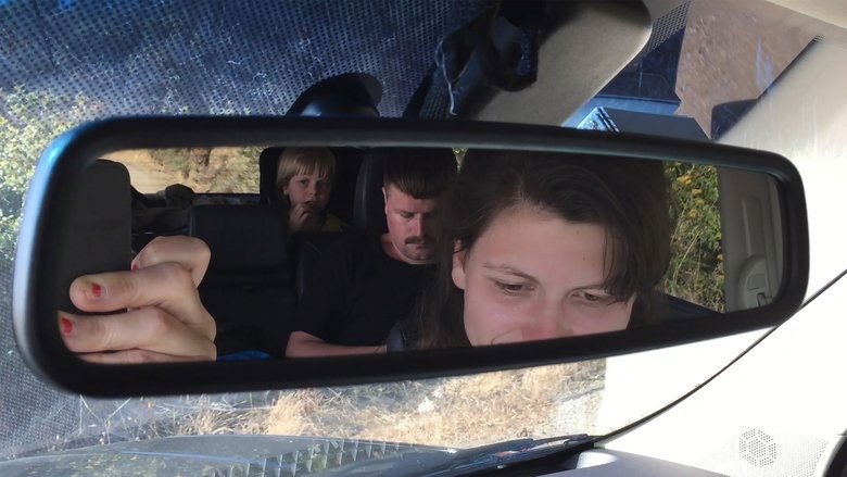 кадр из фильма I'll be your mirror