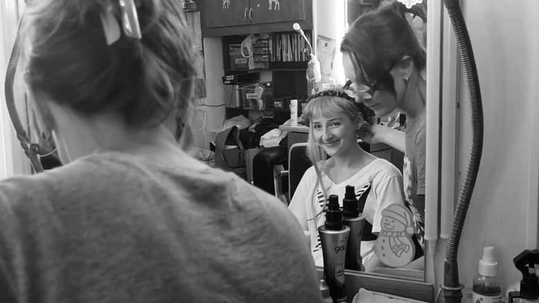 кадр из фильма Театр. неТворческие Профессии