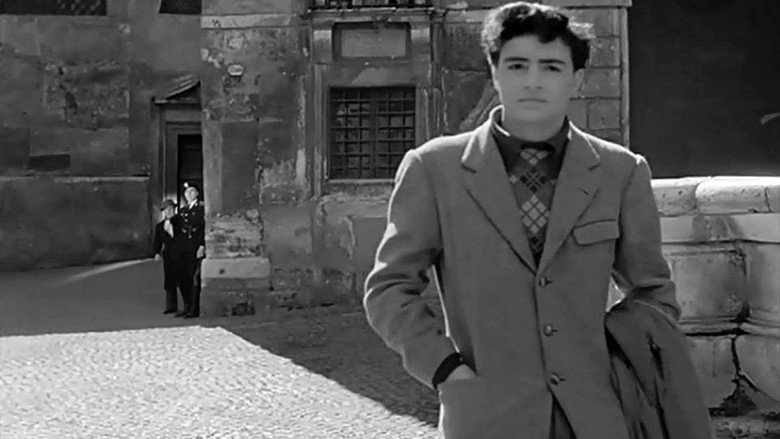 кадр из фильма Полицейские и воры