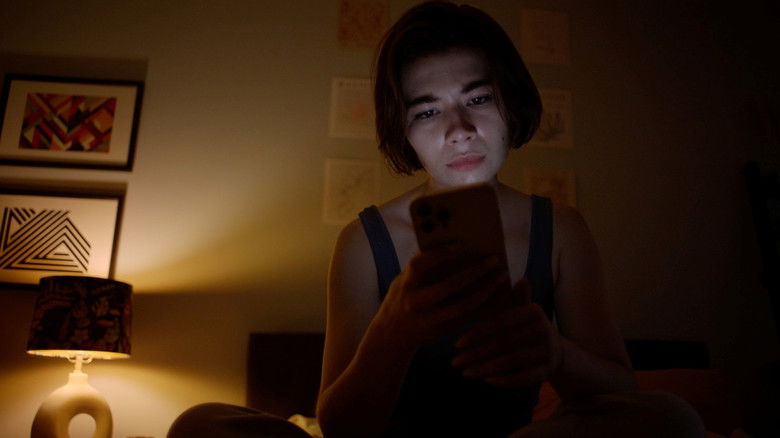 кадр из фильма dont.4get2smile