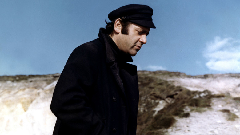 кадр из фильма Пусть зверь умрет