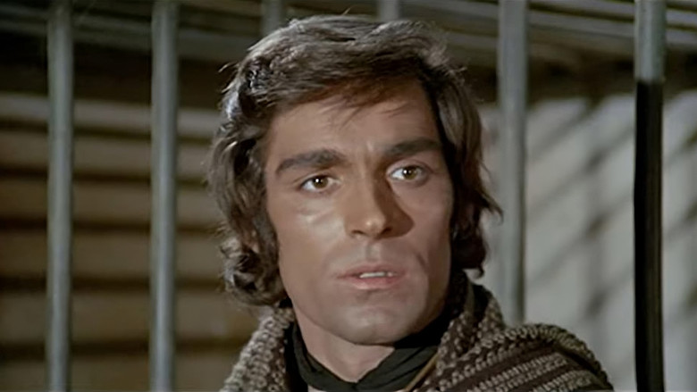 кадр из фильма Один проклятый день в аду... Джанго встречает Сартану