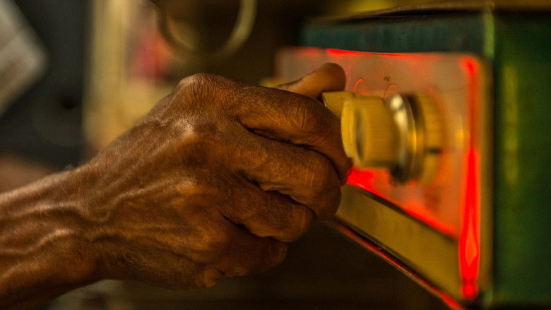 кадр из фильма Orquestra Invisível Let’s Dance