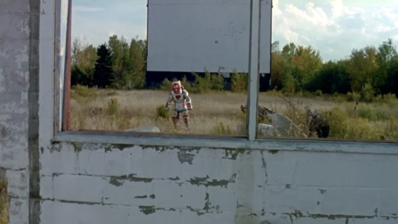 кадр из фильма Project Grizzly