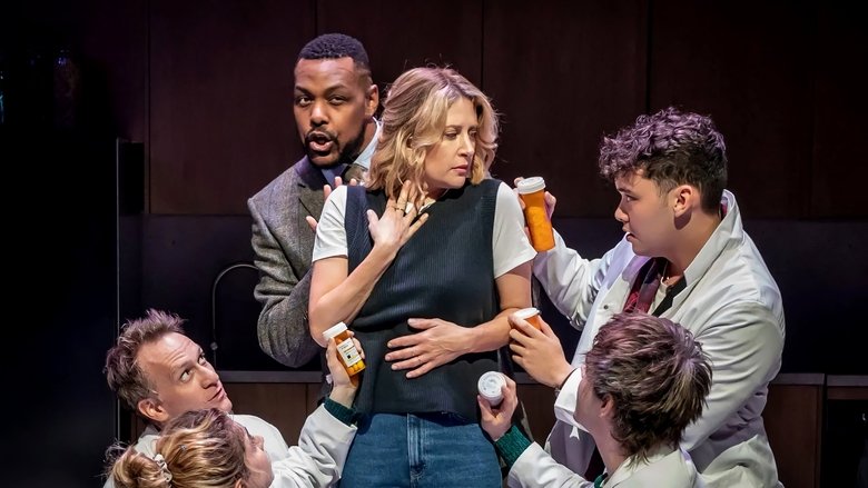 кадр из фильма Next to Normal