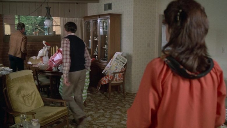 Оно живо снова